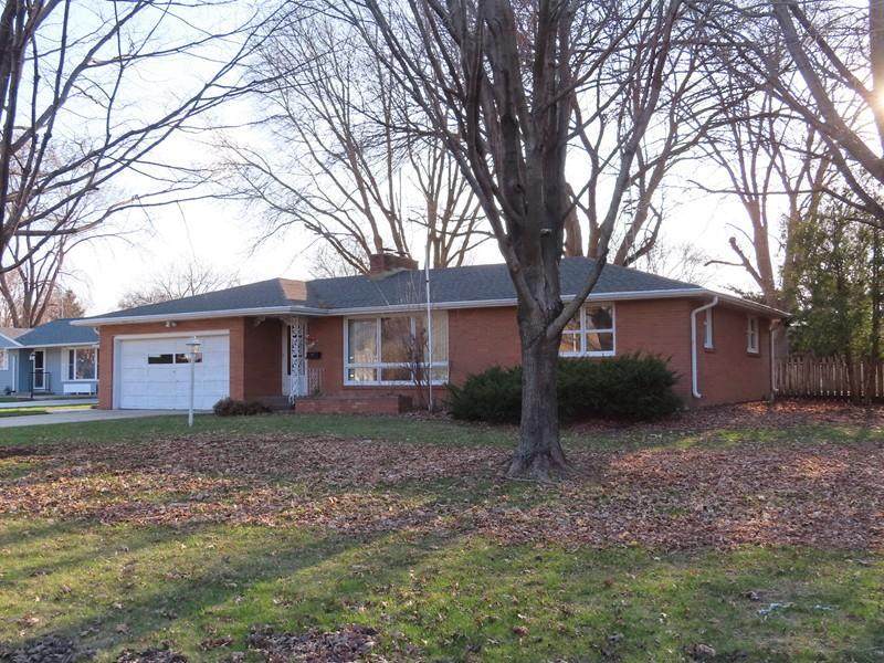 190 Parkridge Drive - Photo 1