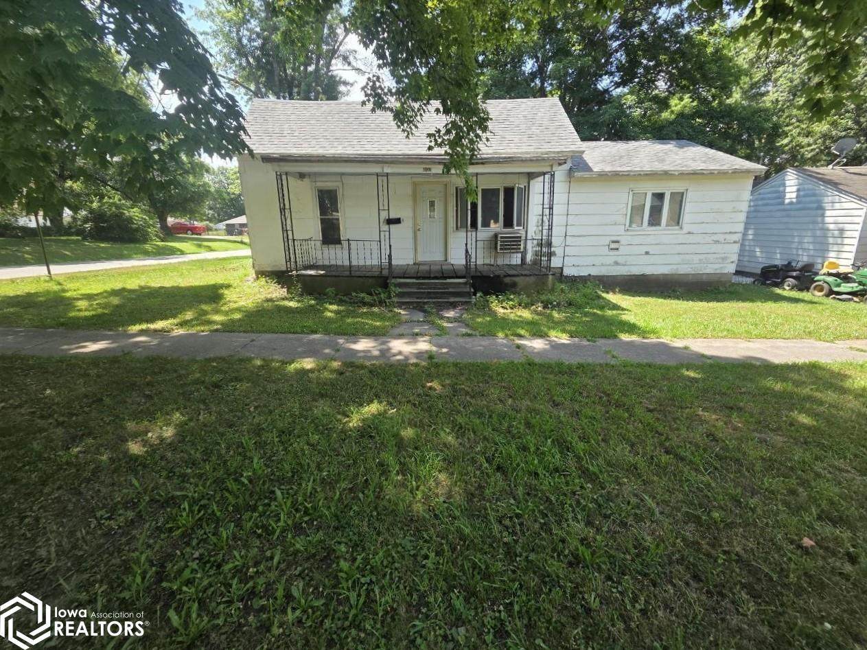 403 Adams Street - Photo 1