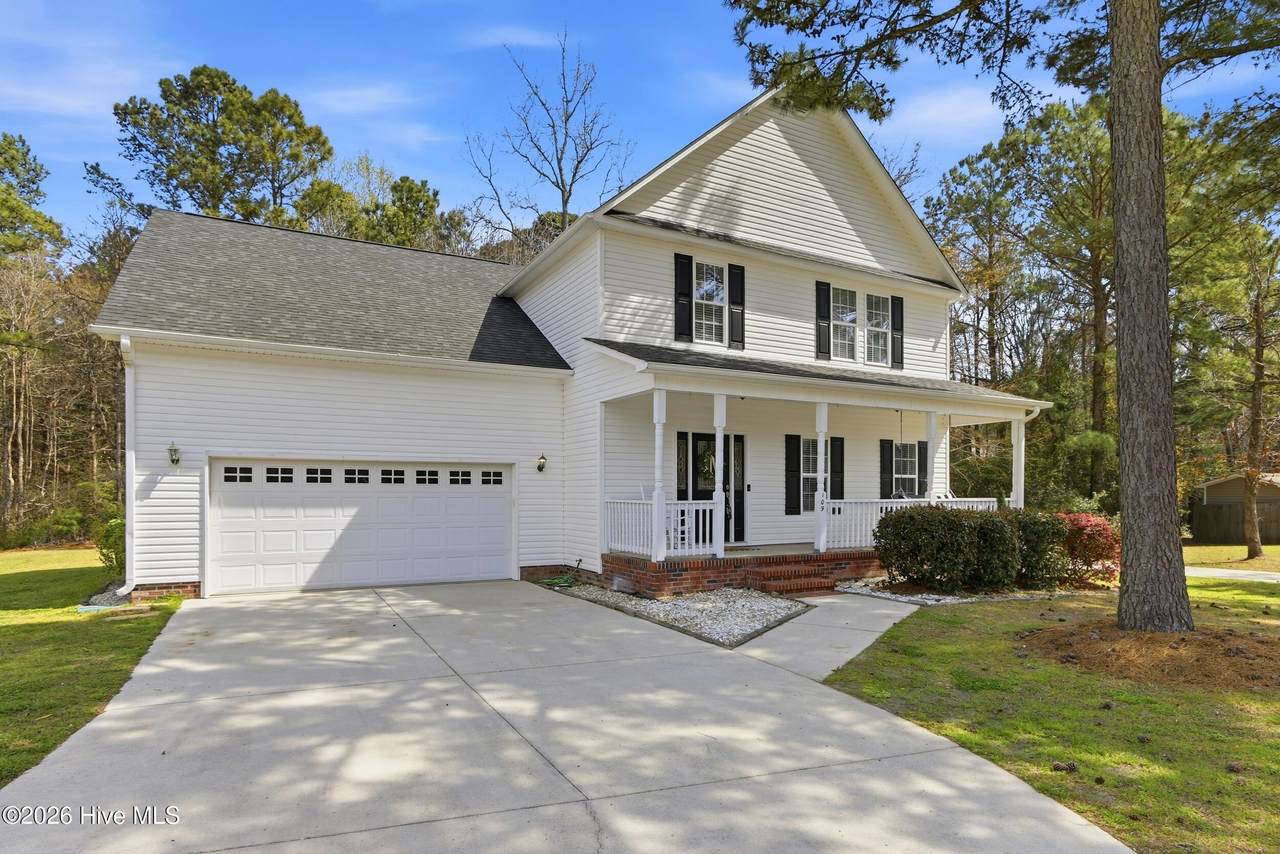 109 Forest Lane - Photo 1