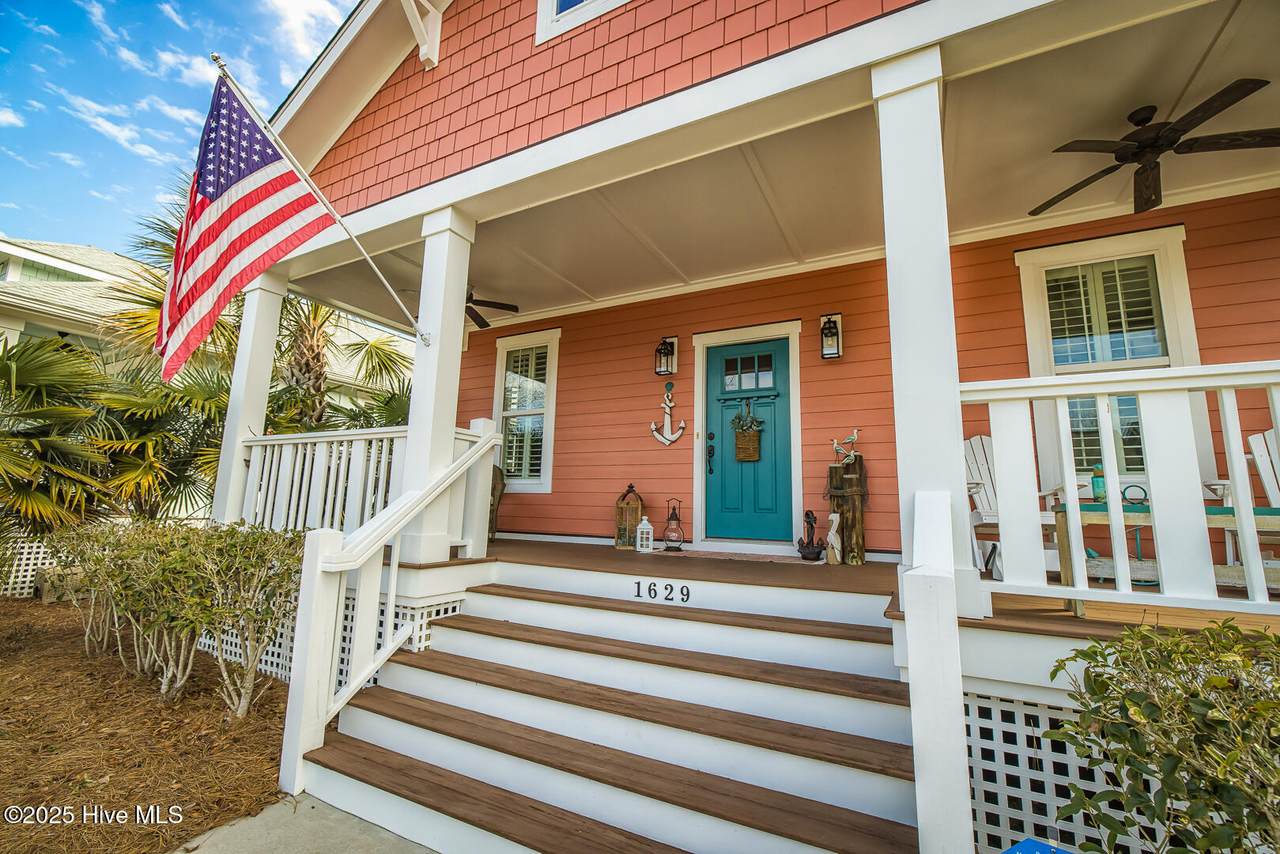 1629 Marlin Spike Way - Photo 1