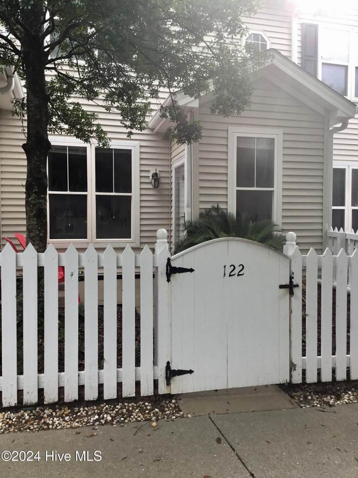 5813 Wrightsville Avenue - Photo 1