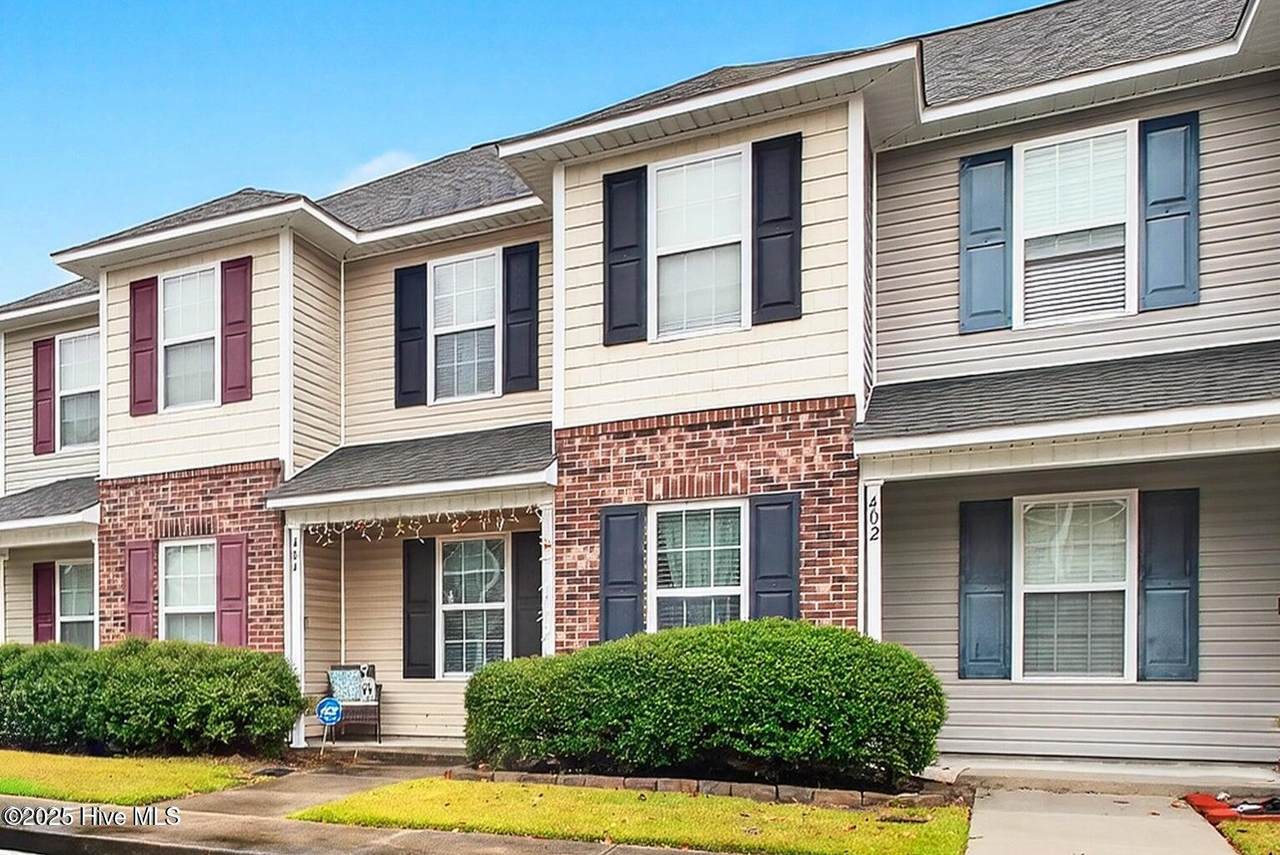 404 Falls Cove - Photo 1