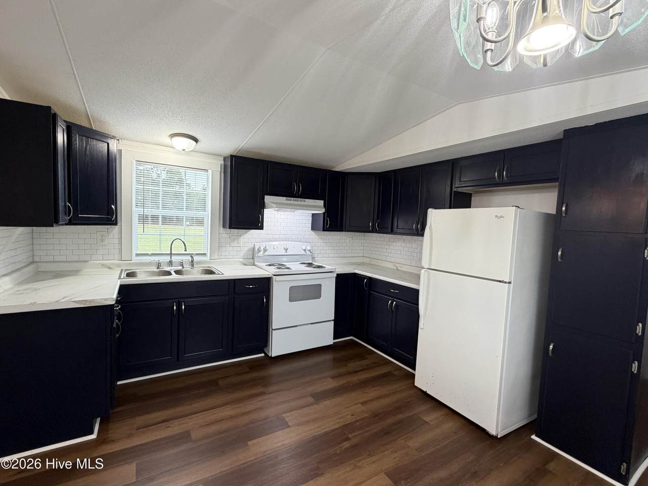 https://bt-photos.global.ssl.fastly.net/ncreg/1280_boomver_1_016d72163df68abe305eb849683753dd-2.jpg