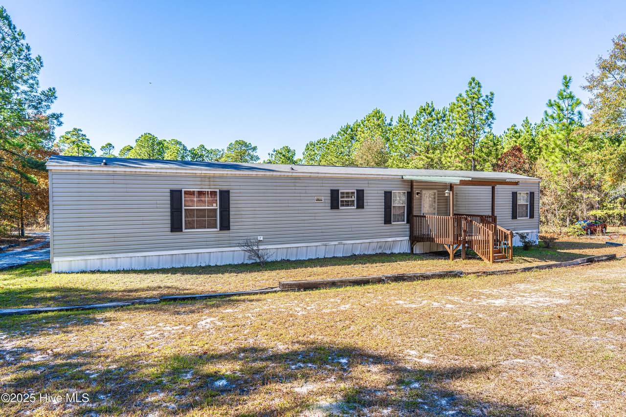 406 Wiregrass Road - Photo 1
