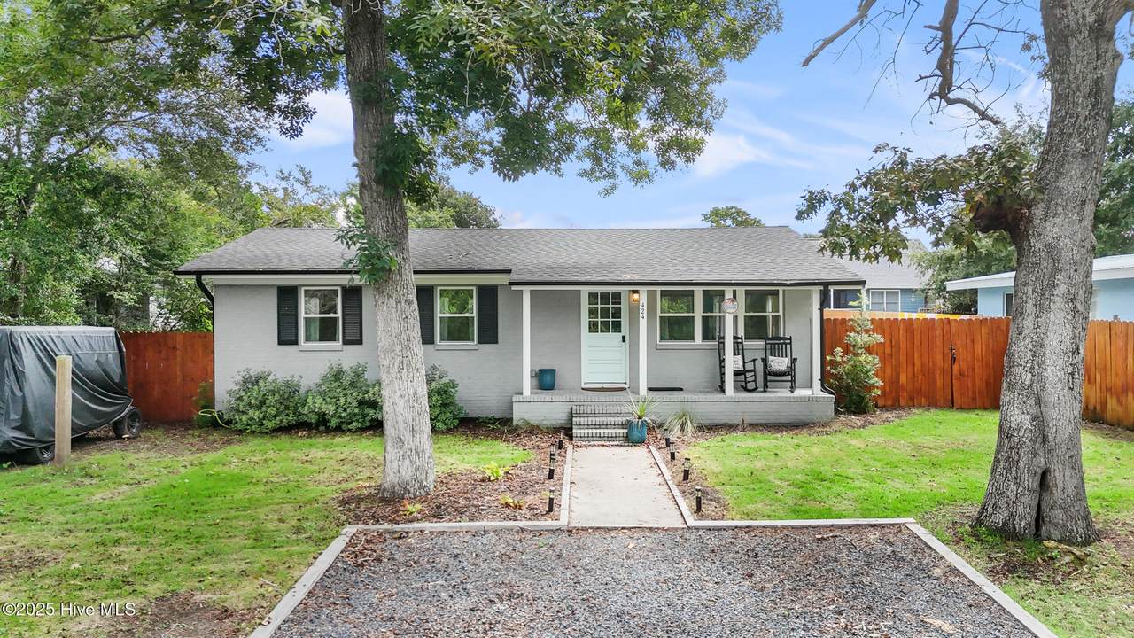 424 Keziah Street - Photo 1