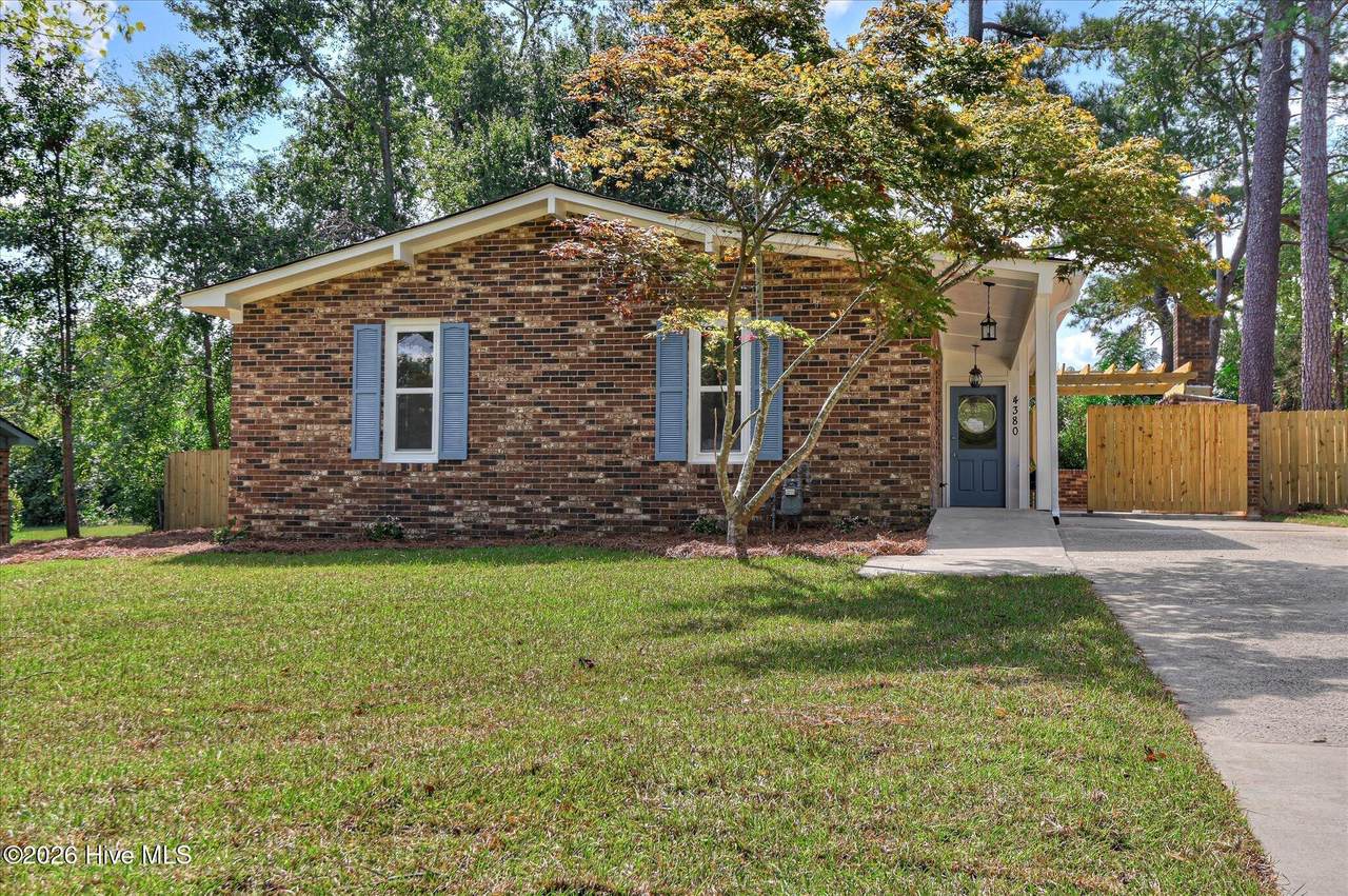 4380 Roxbury Drive - Photo 1