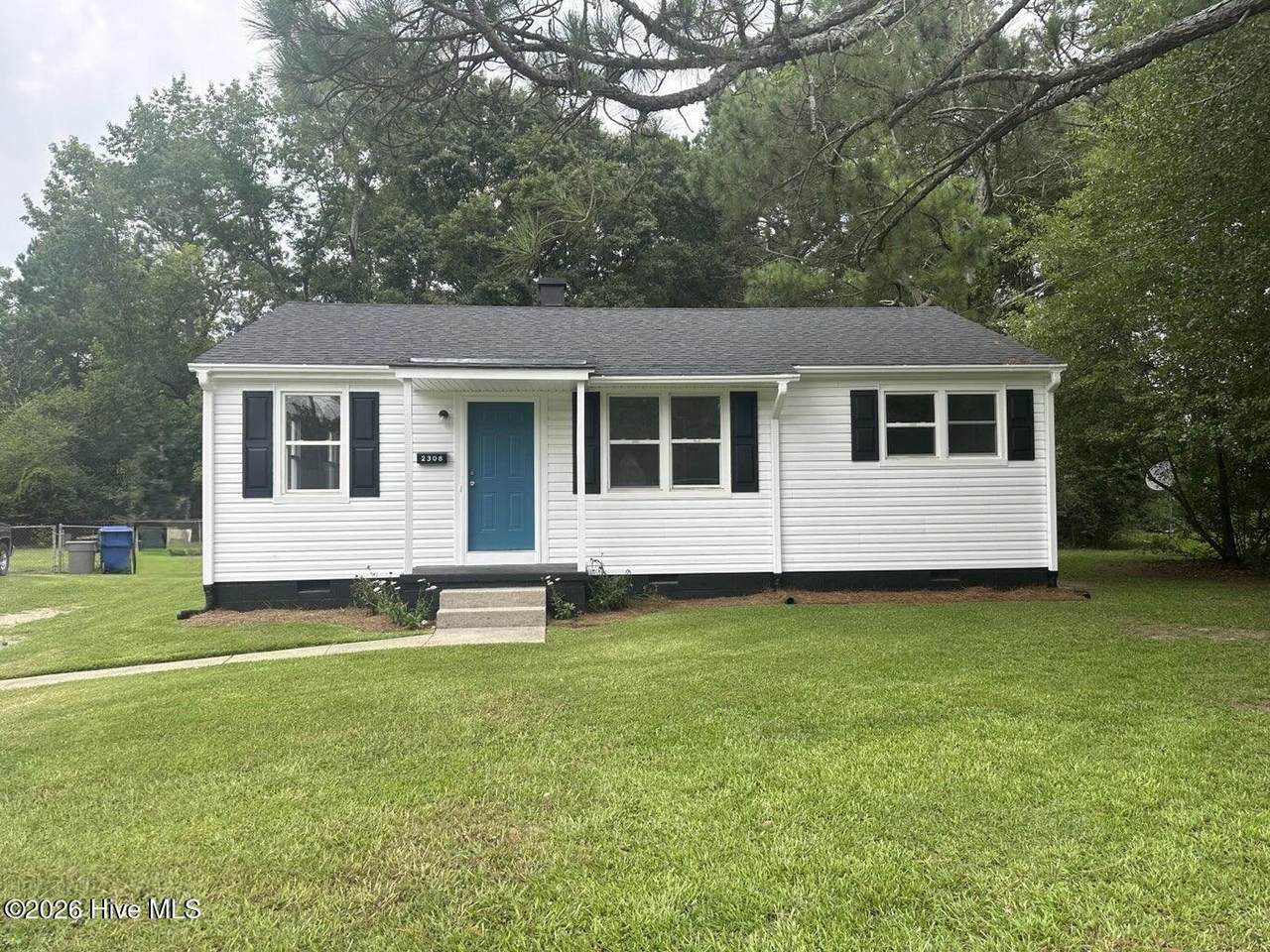 2308 Briarfield Road - Photo 1