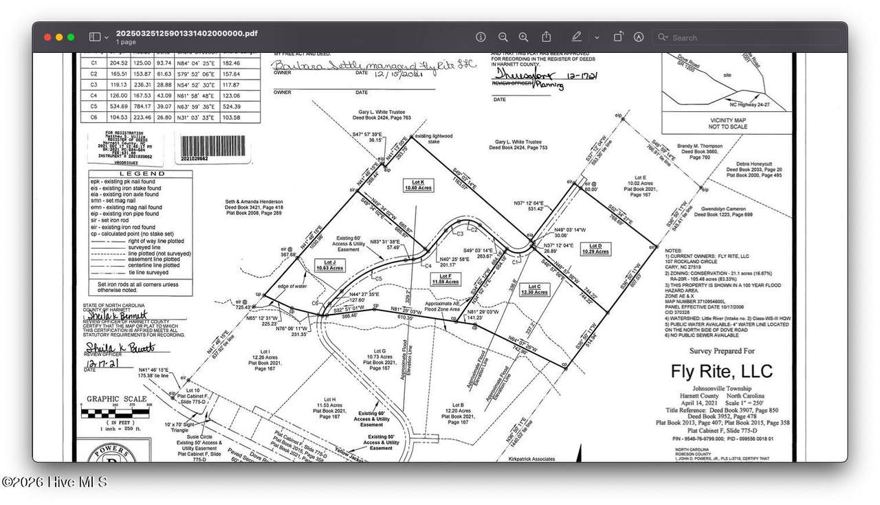 565 Susie Circle - Photo 1