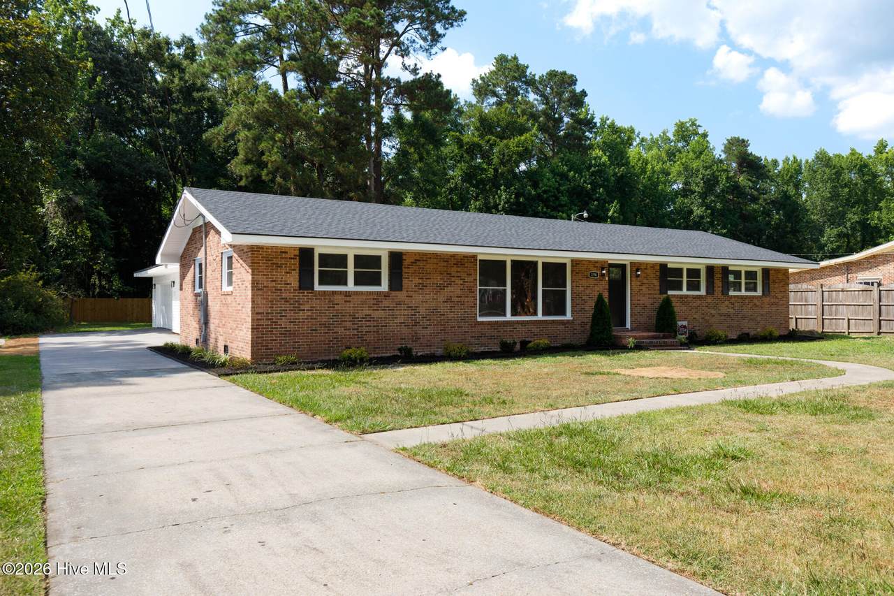 196 Country Club Road - Photo 1