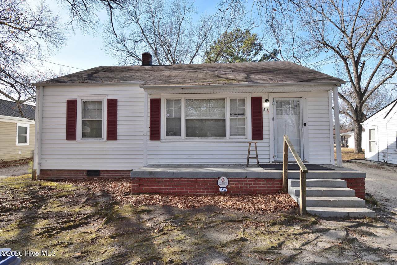 1312 Maple Street - Photo 1
