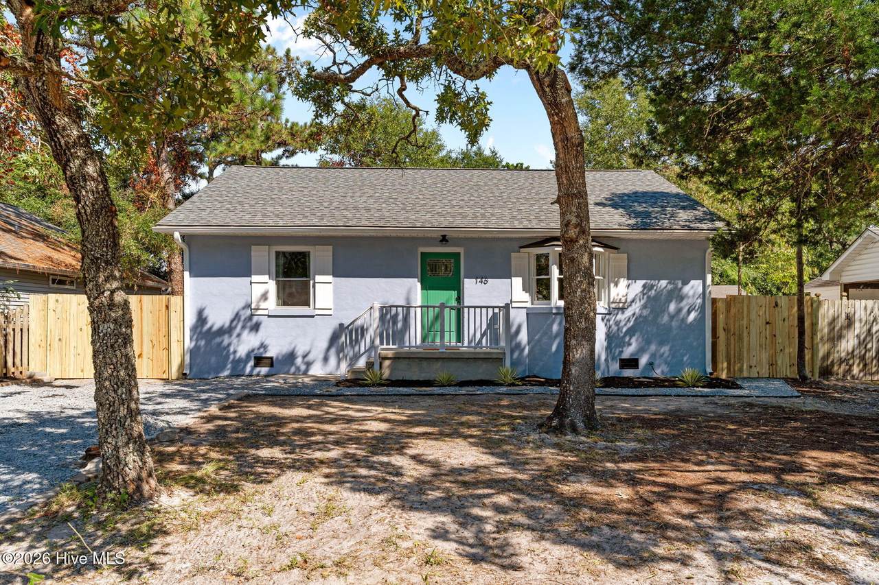 146 13th Street - Photo 1