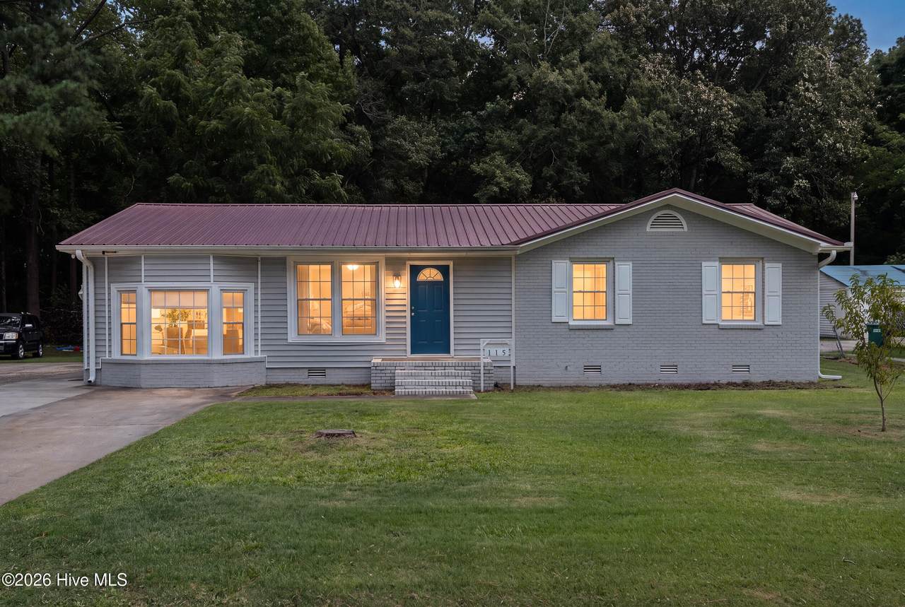115 Trent Circle - Photo 1