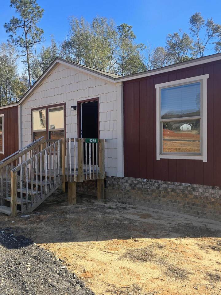 5224 Old Mike Padgett Highway - Photo 1