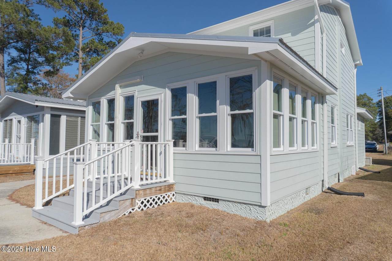 77 Frye Landing - Photo 1