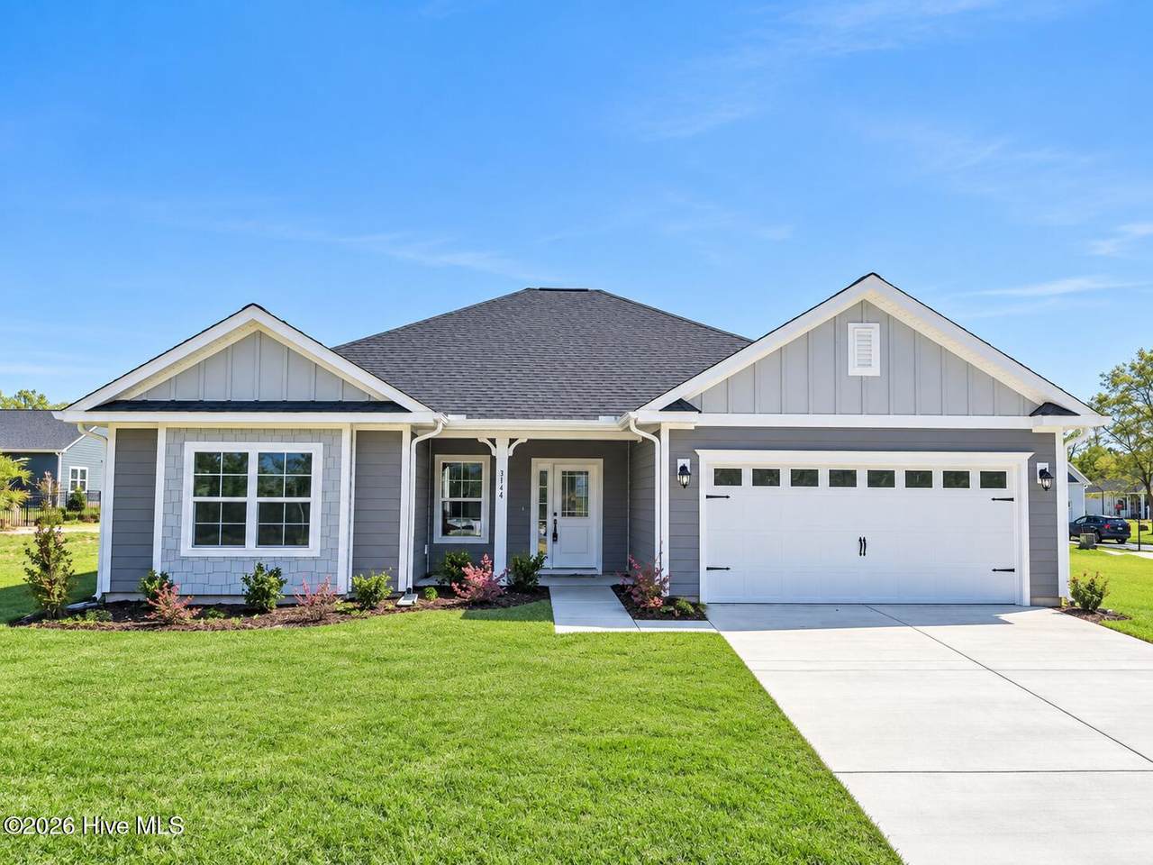 2105 Sandbrook Loop - Photo 1