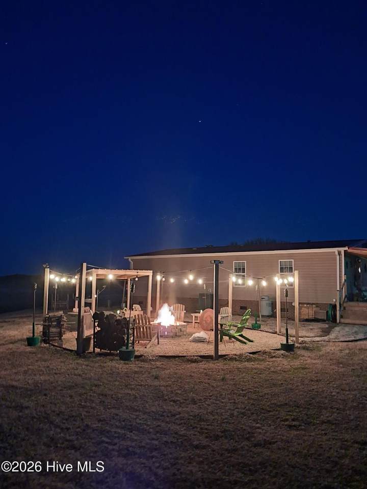 https://bt-photos.global.ssl.fastly.net/ncreg/orig_boomver_1_06287d84e57da7330257b42051c45757-2.jpg
