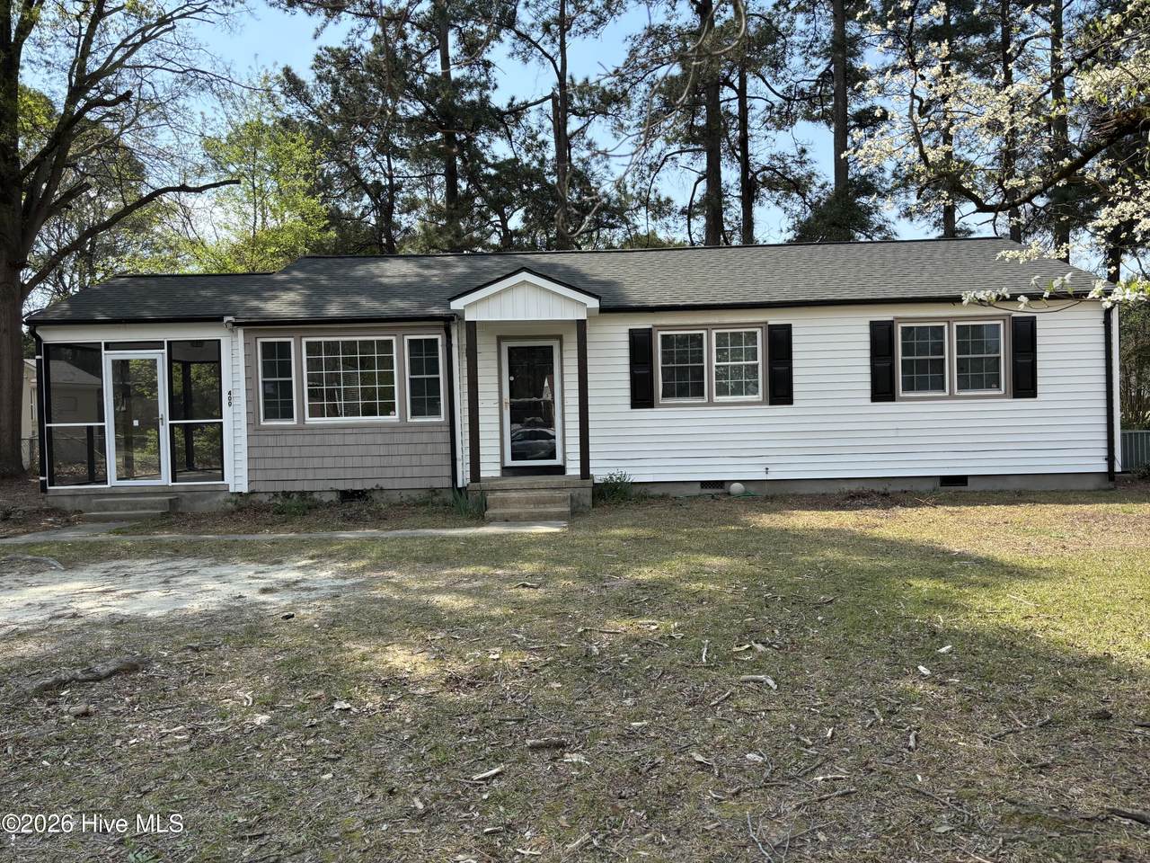 400 Quail Drive - Photo 1