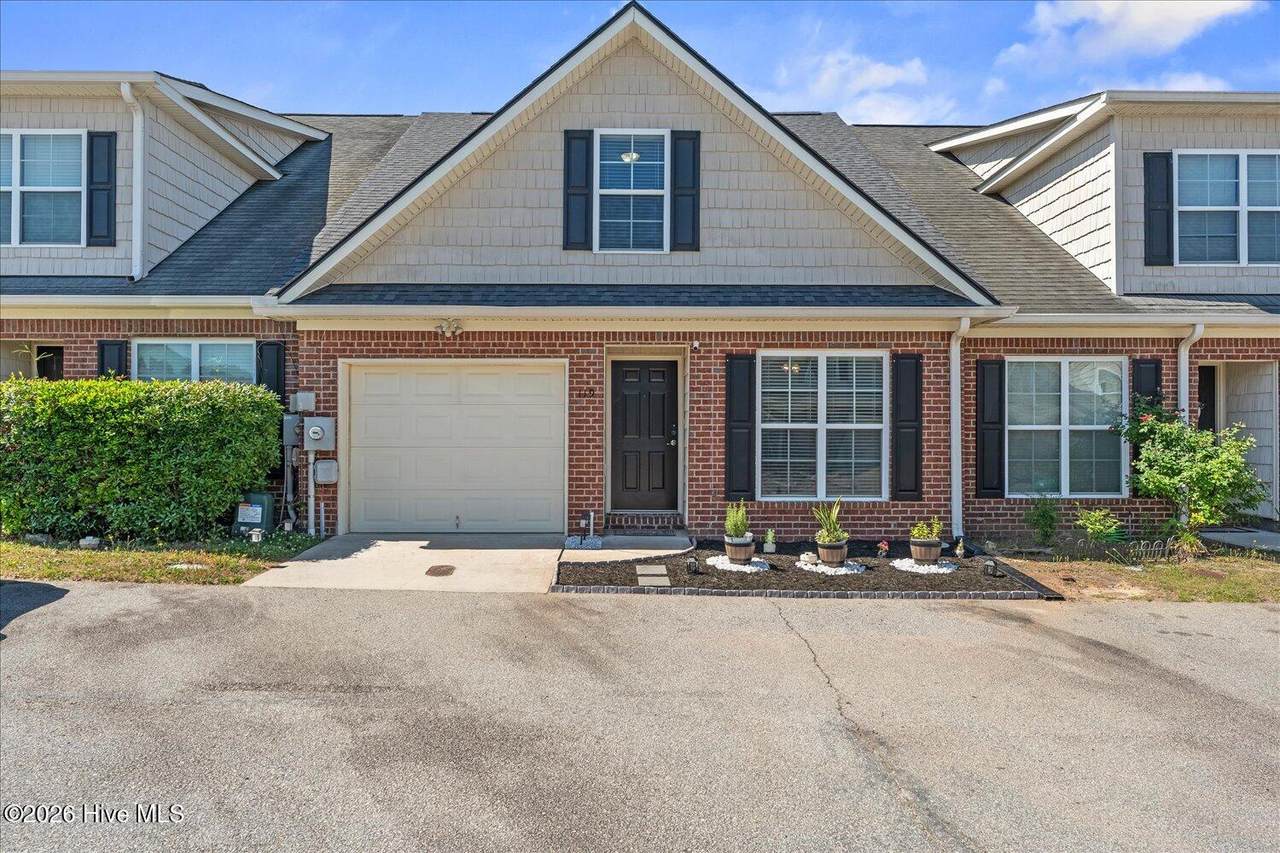119 Grove Landing Court - Photo 1