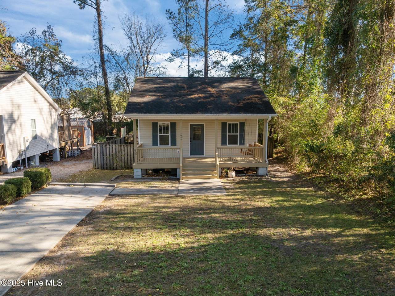 644 Ocean Road - Photo 1