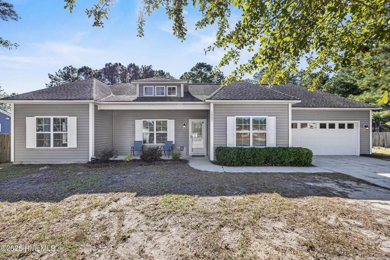 1007 Shandy Court - Photo 1