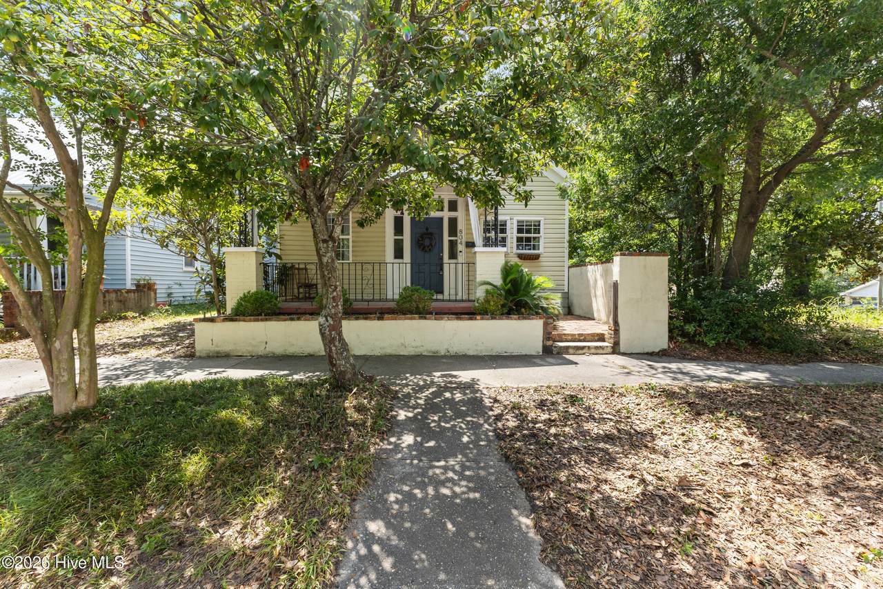 804 6th Street - Photo 1