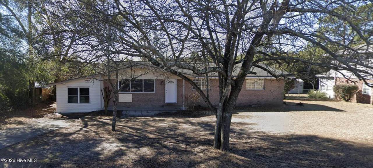 2458 Leslie Circle - Photo 1