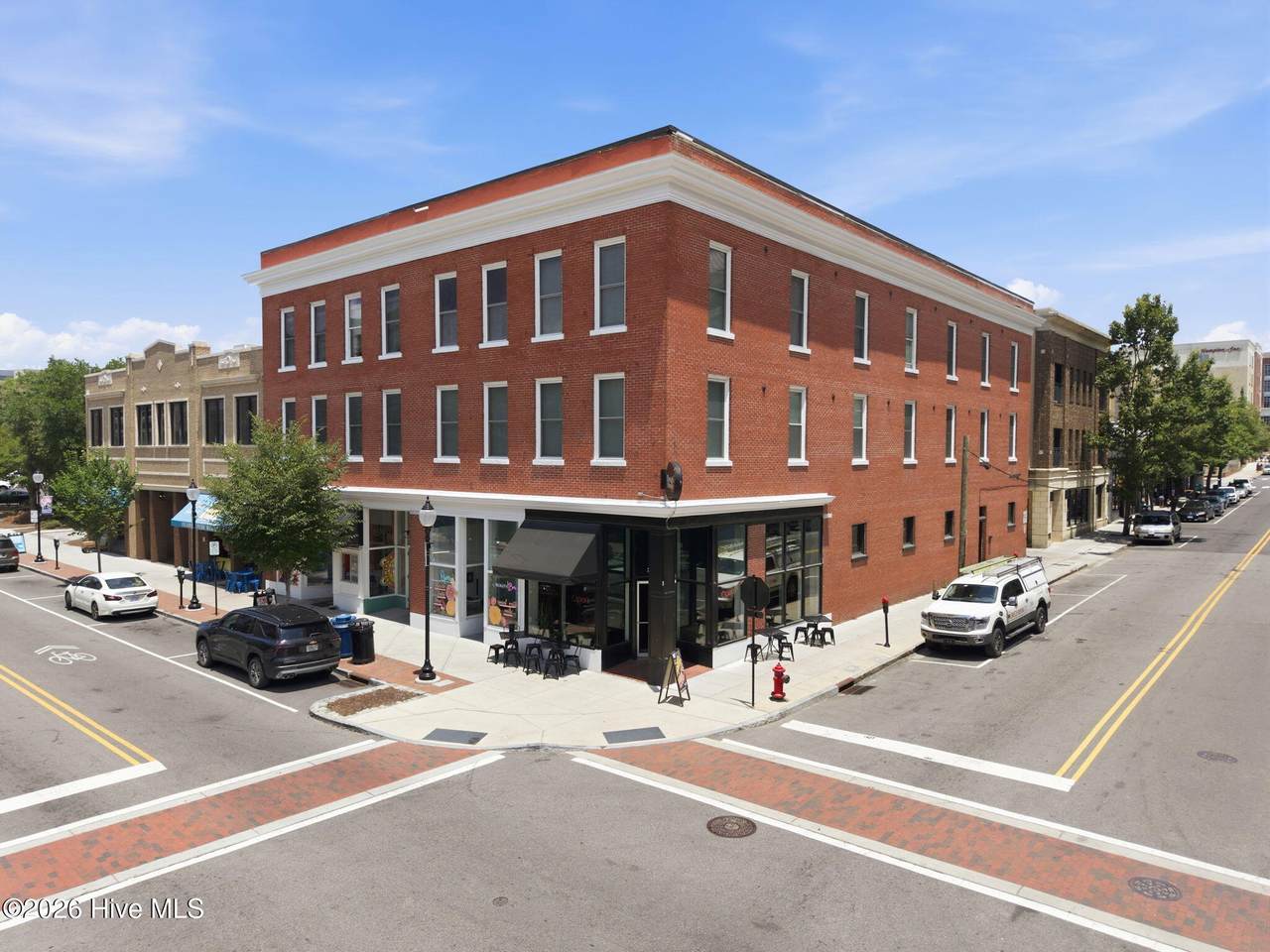 304 Front Street - Photo 1
