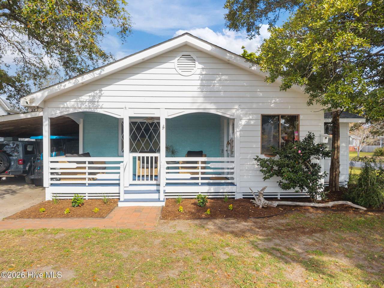 109 River Drive - Photo 1