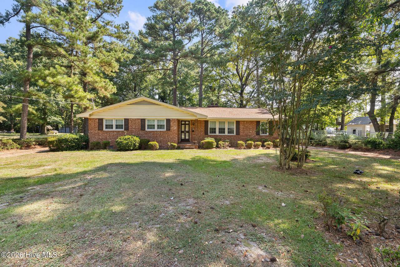 1503 9th Street - Photo 1