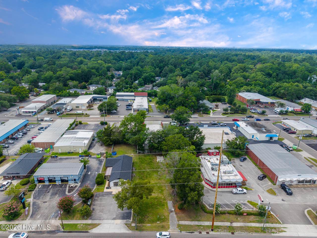 1024 College Road - Photo 1