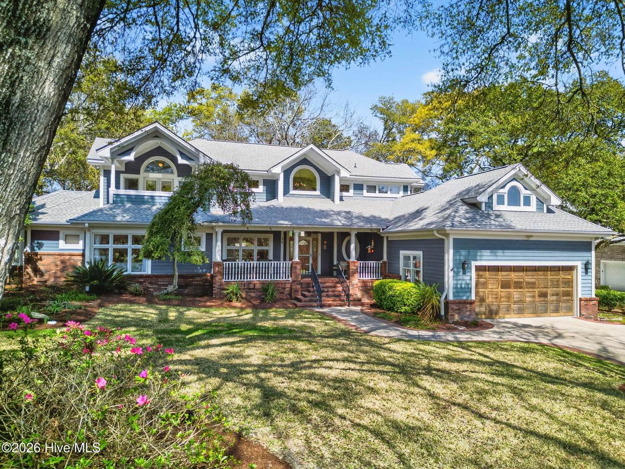 70 Clubhouse Drive - Photo 1
