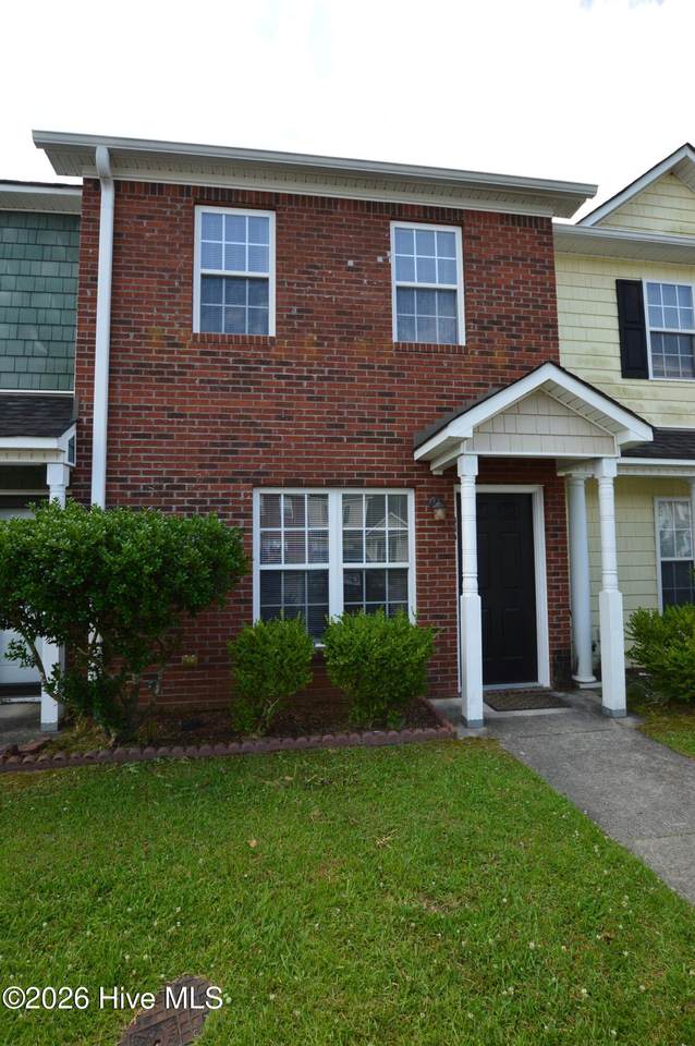 905 Springwood Drive - Photo 1