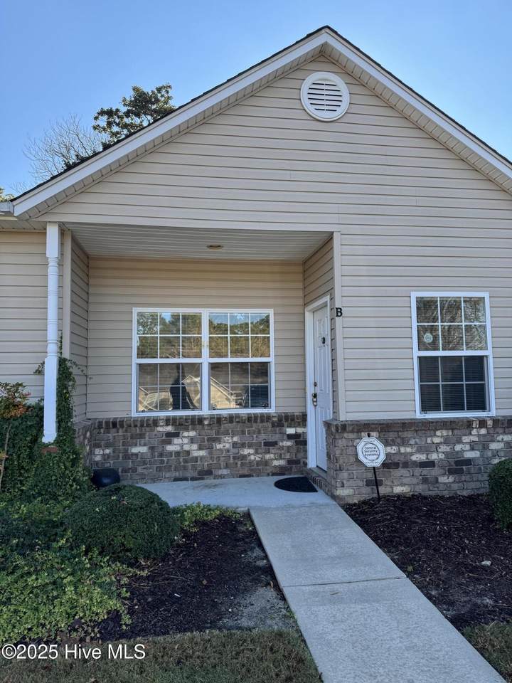 101 Rhode Island Avenue - Photo 1