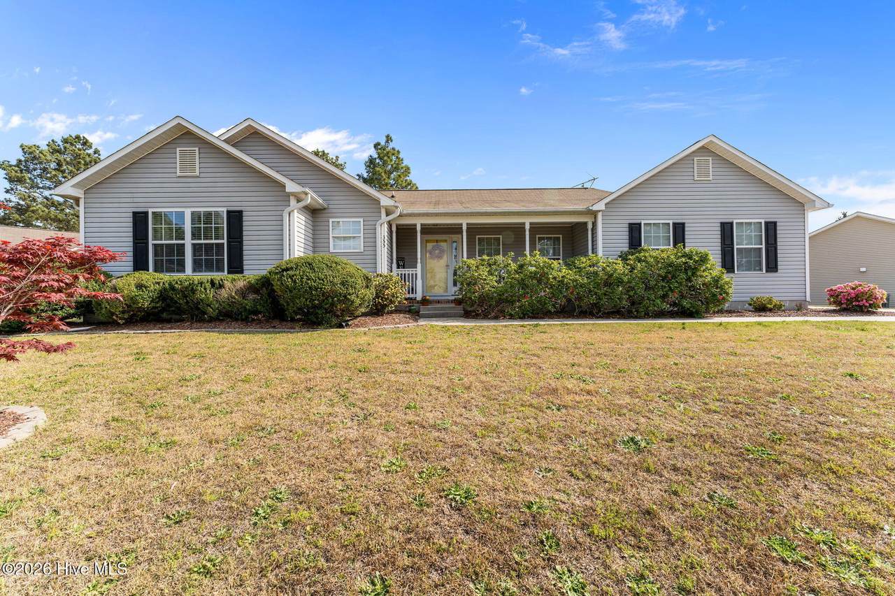 355 Woodgreen Drive - Photo 1