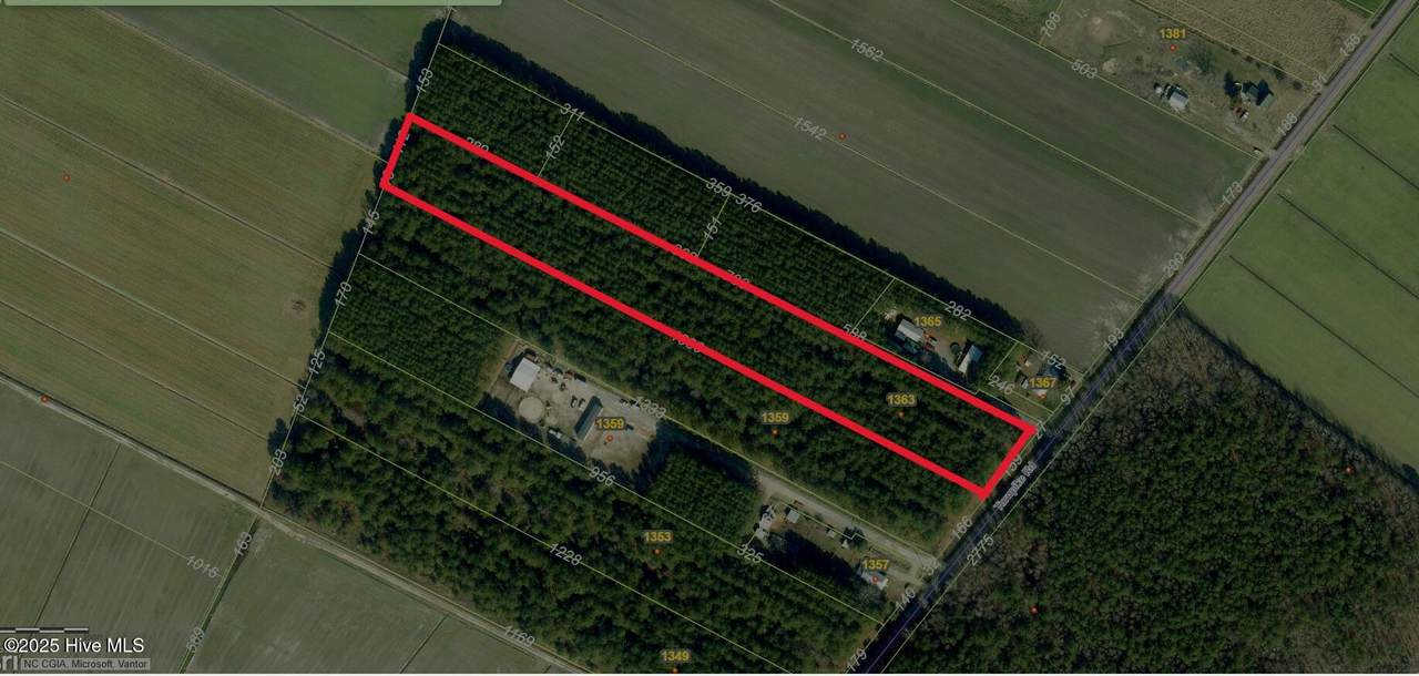 1363 Turnpike Road - Photo 1