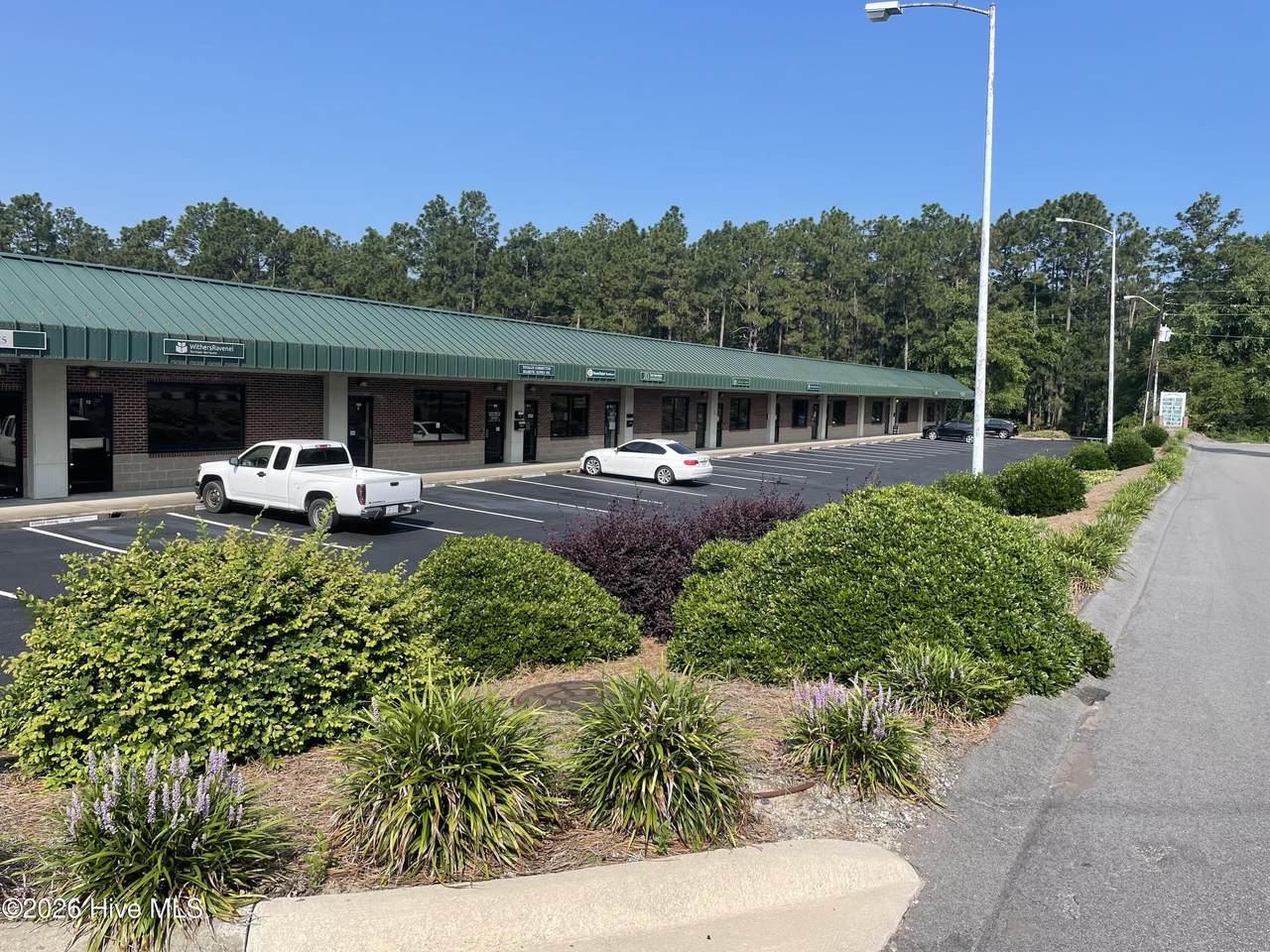 340 Commerce Avenue - Photo 1