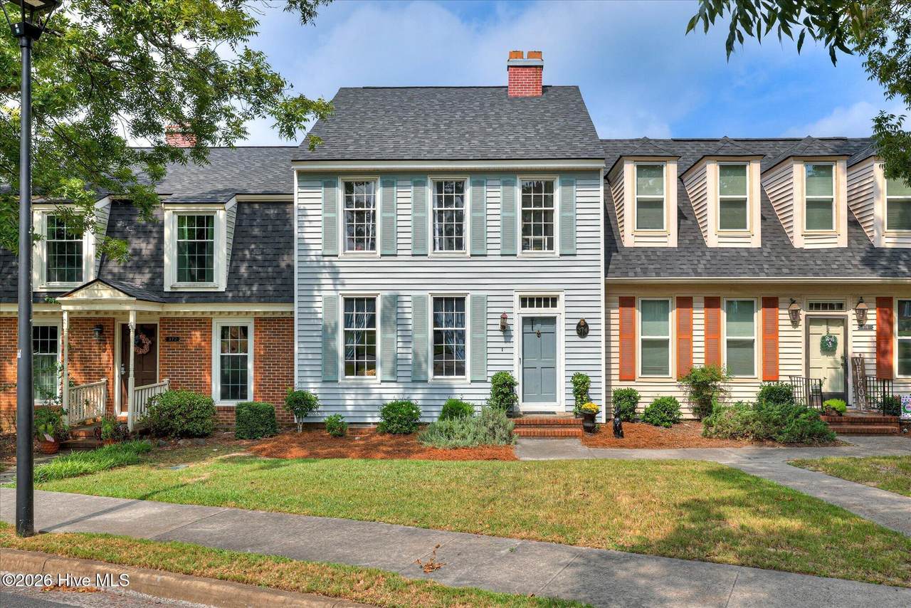 374 Folkstone Circle - Photo 1