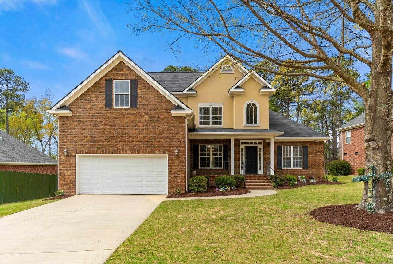 523 Farmington Circle - Photo 1
