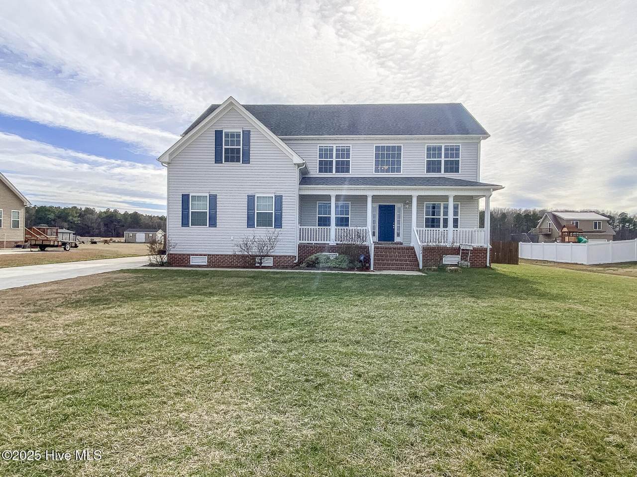 284 Mcpherson Road - Photo 1