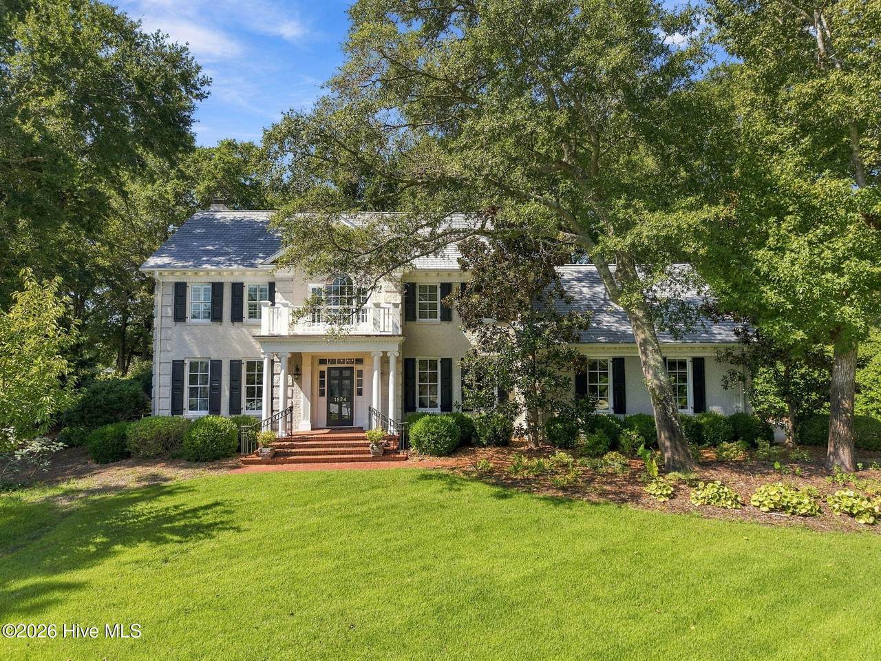 1924 London Lane - Photo 1