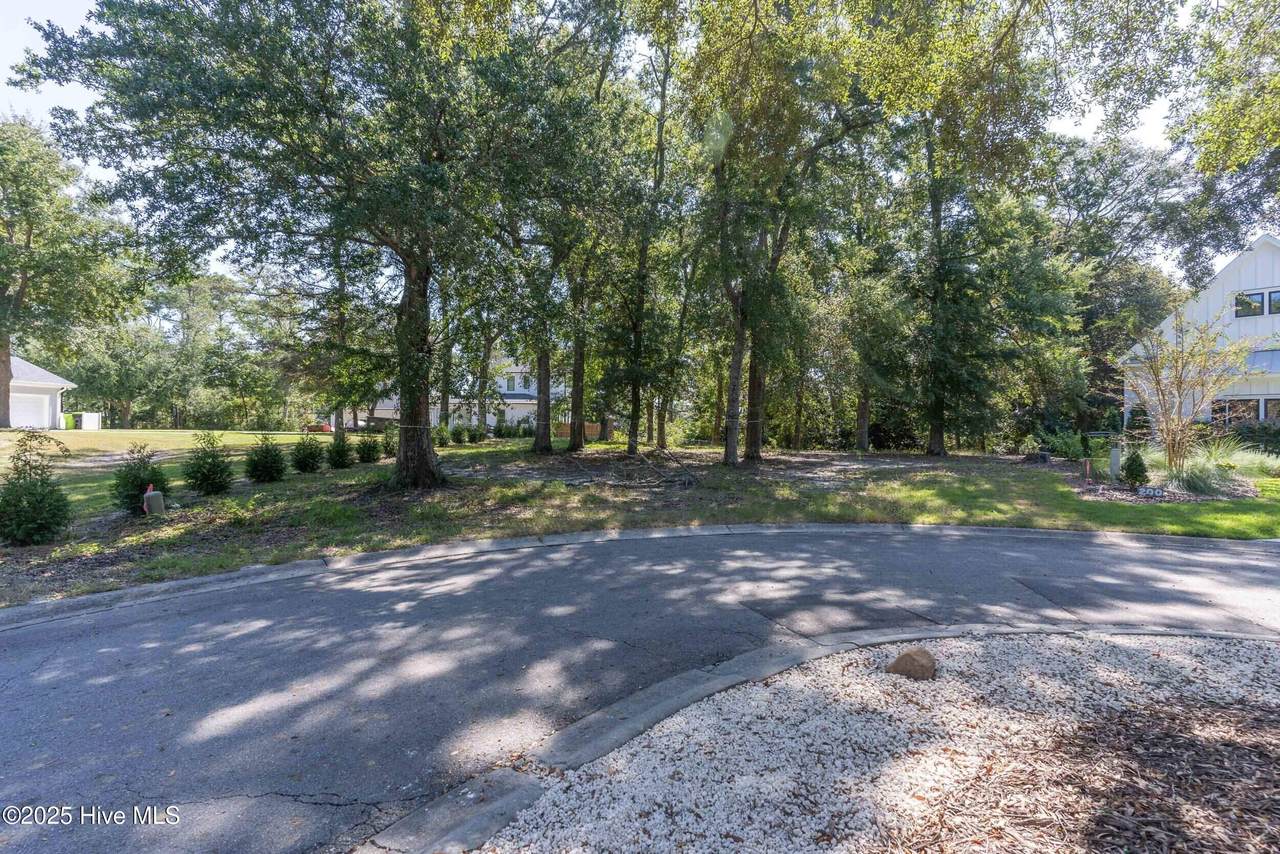 204 Joshuas Way - Photo 1