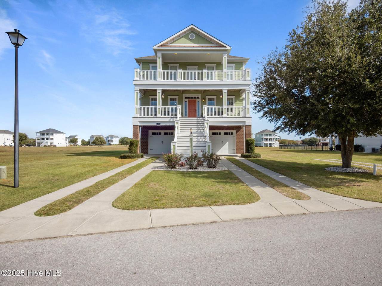 309 Kensington Place - Photo 1