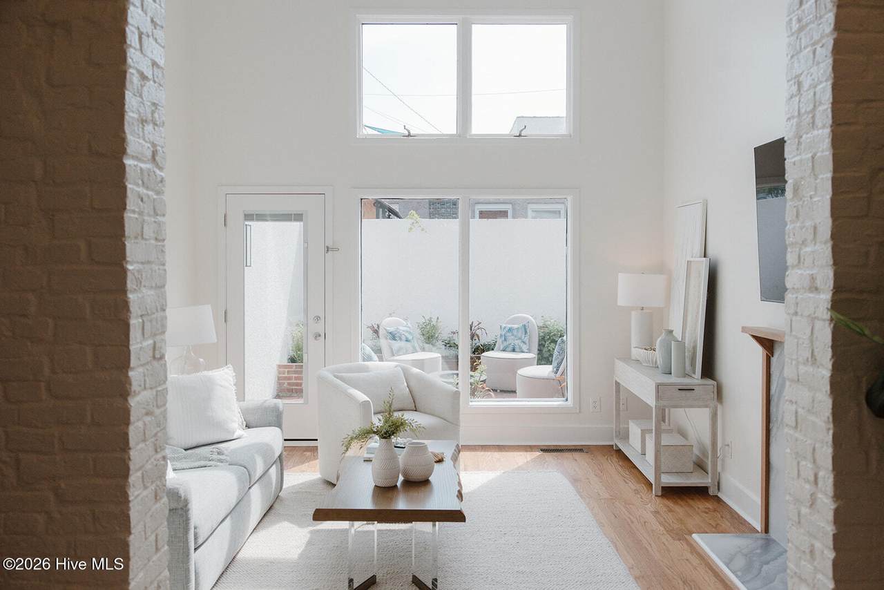 29 Front Street - Photo 1
