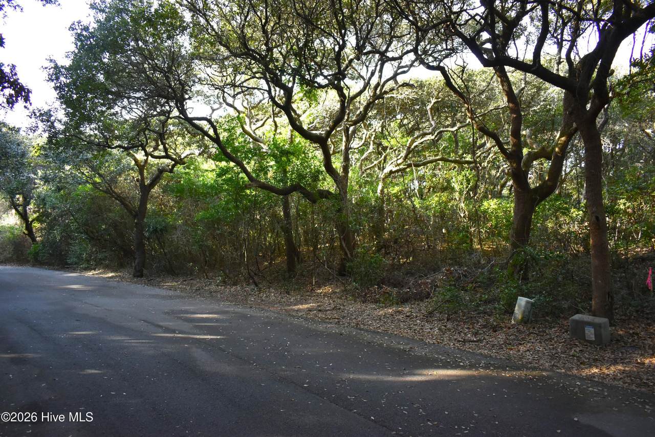 118 Sea Isle Drive - Photo 1