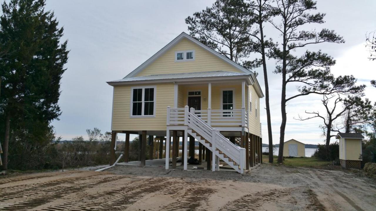 1704 Us Highway 70 Stacy - Photo 1