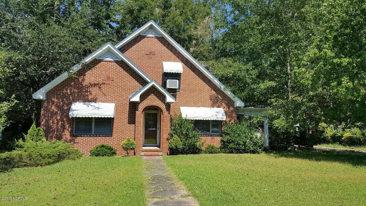 526 6th Street - Photo 1