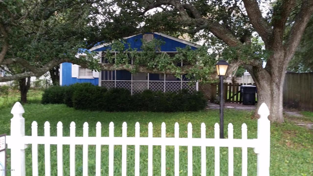 407 N 4th Street, Carolina Beach, NC 28428 (MLS #100031917) :: Century 21 Sweyer & Associates