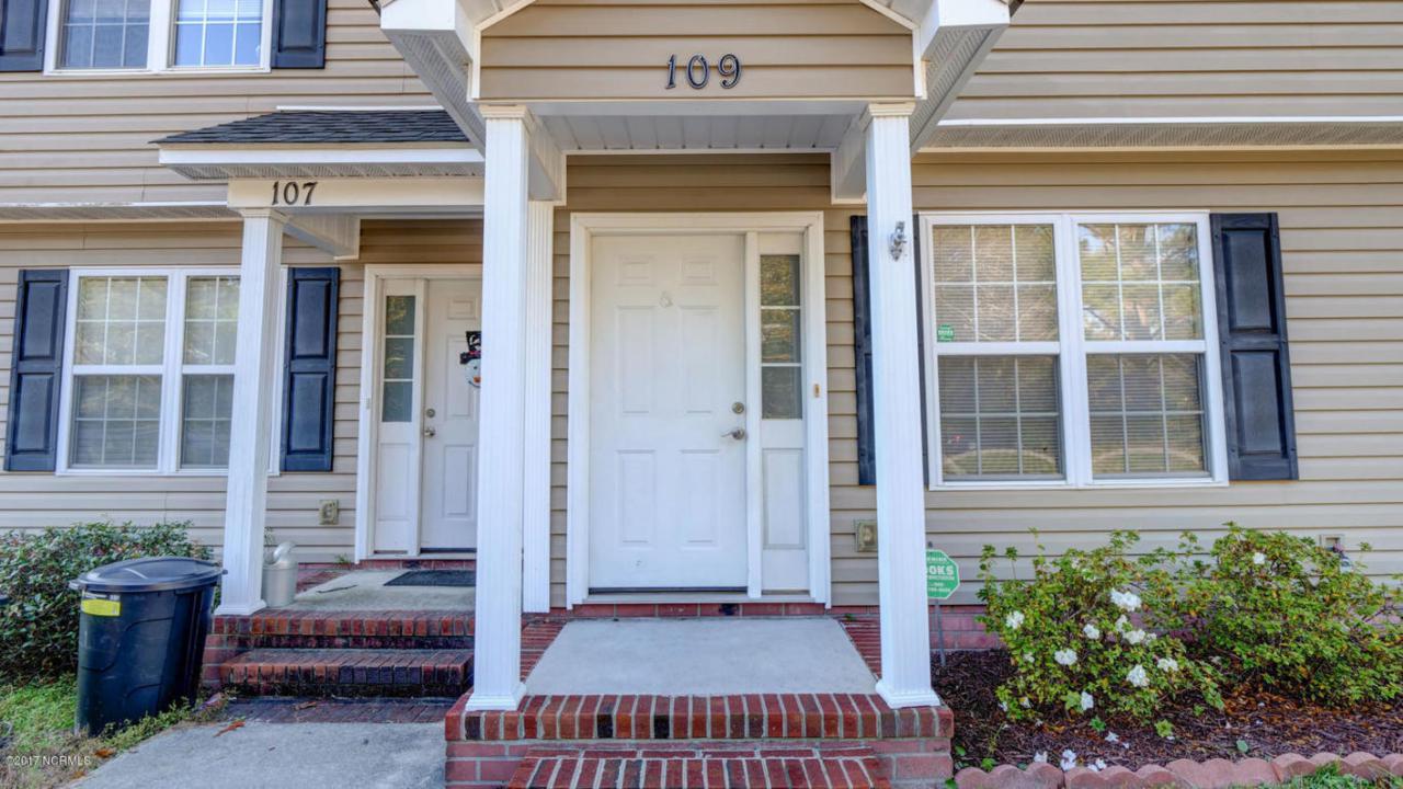 109 Tillet Lane - Photo 1