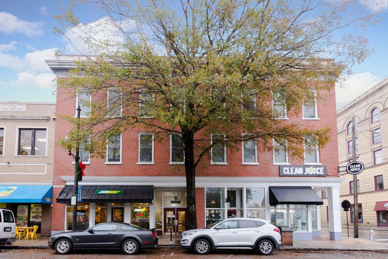 304 Front Street - Photo 1