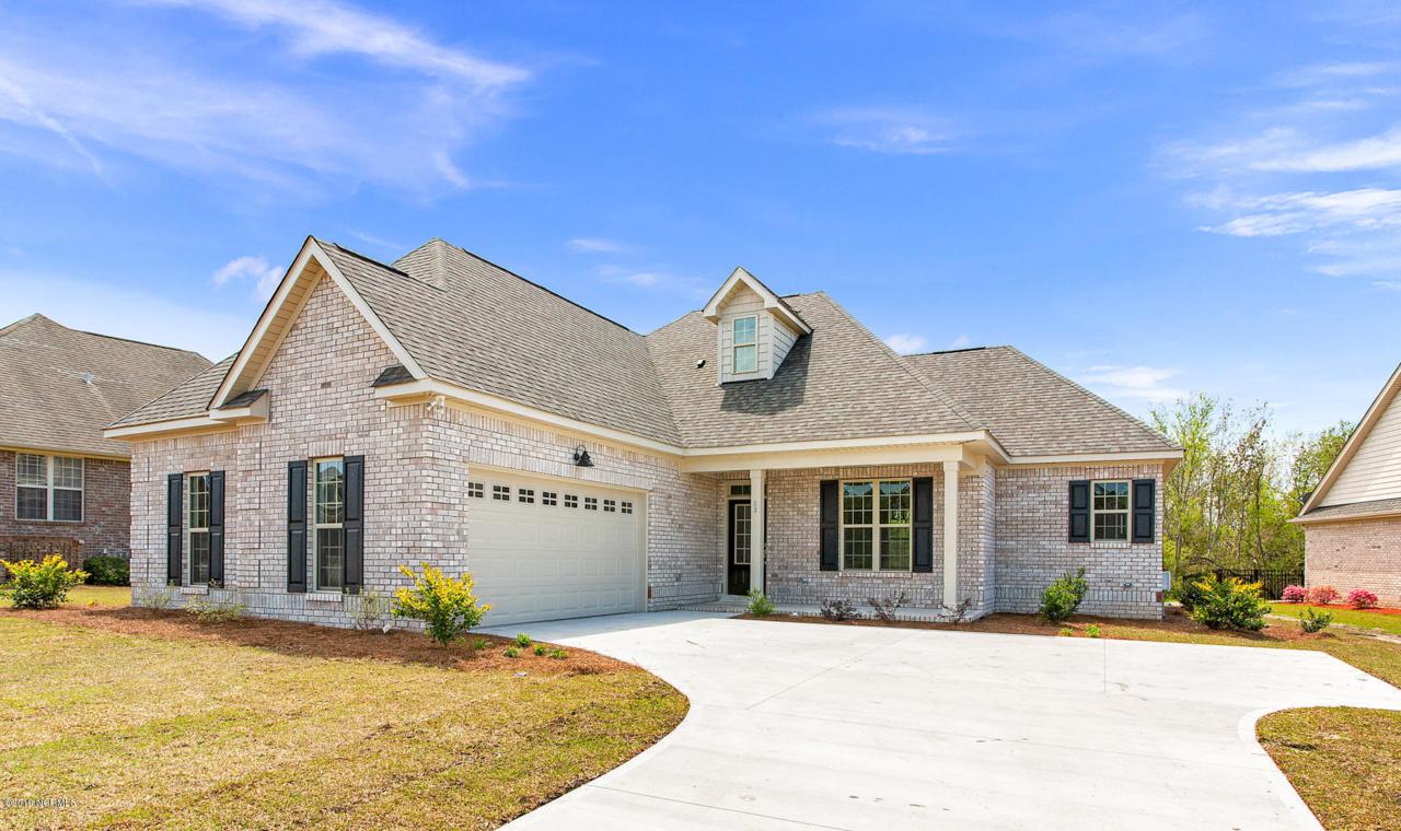 63 Sir Walter Court - Photo 1